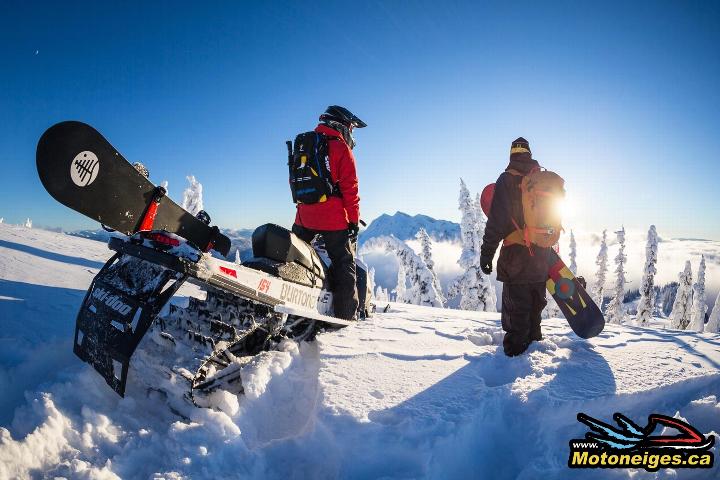 Motoneige Summit Burton