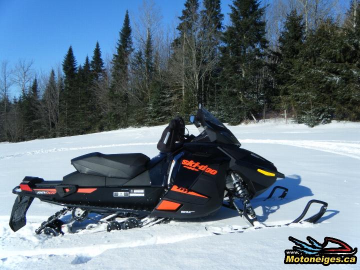 Motoneige Ski-Doo MX Z TNT 1200 2015