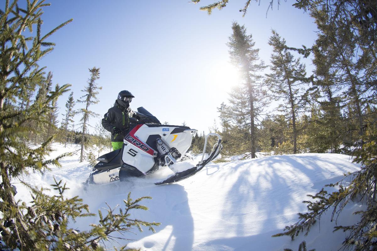 Camso launches the Hurricane 175, the next?generation cross-country snowmobile track